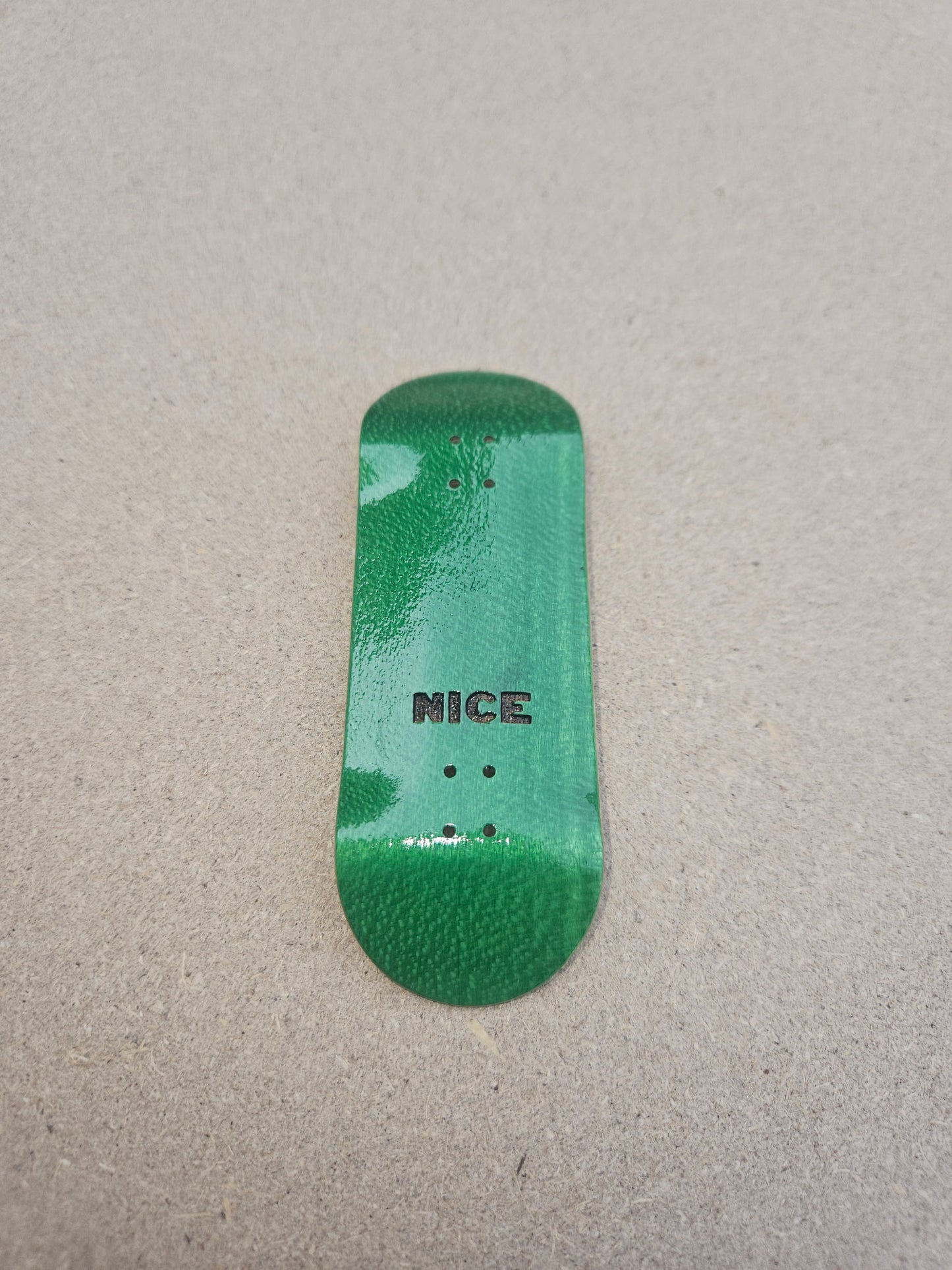 NICE DECK GREEN